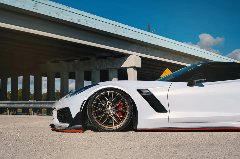 E5 Sebring C7 Z06 Corvette 19" Front 20" Rear Wheel and Tire Package
