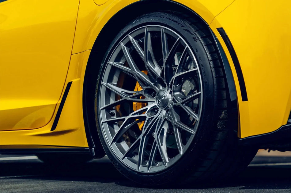 E5 Speedway C7 Z06 Corvette 19" Front 20" Rear Wheel and Tire Package