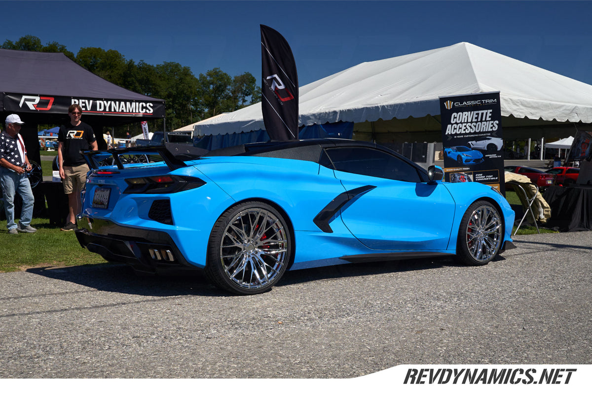 Corvette C8 with Chrome lexani aries 20" and 22" wheels