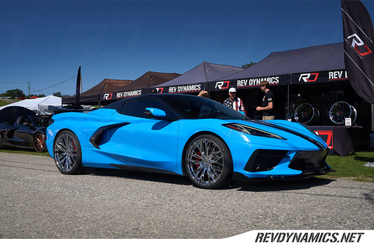 Corvette C8 with Chrome lexani aries 20" and 22" wheels