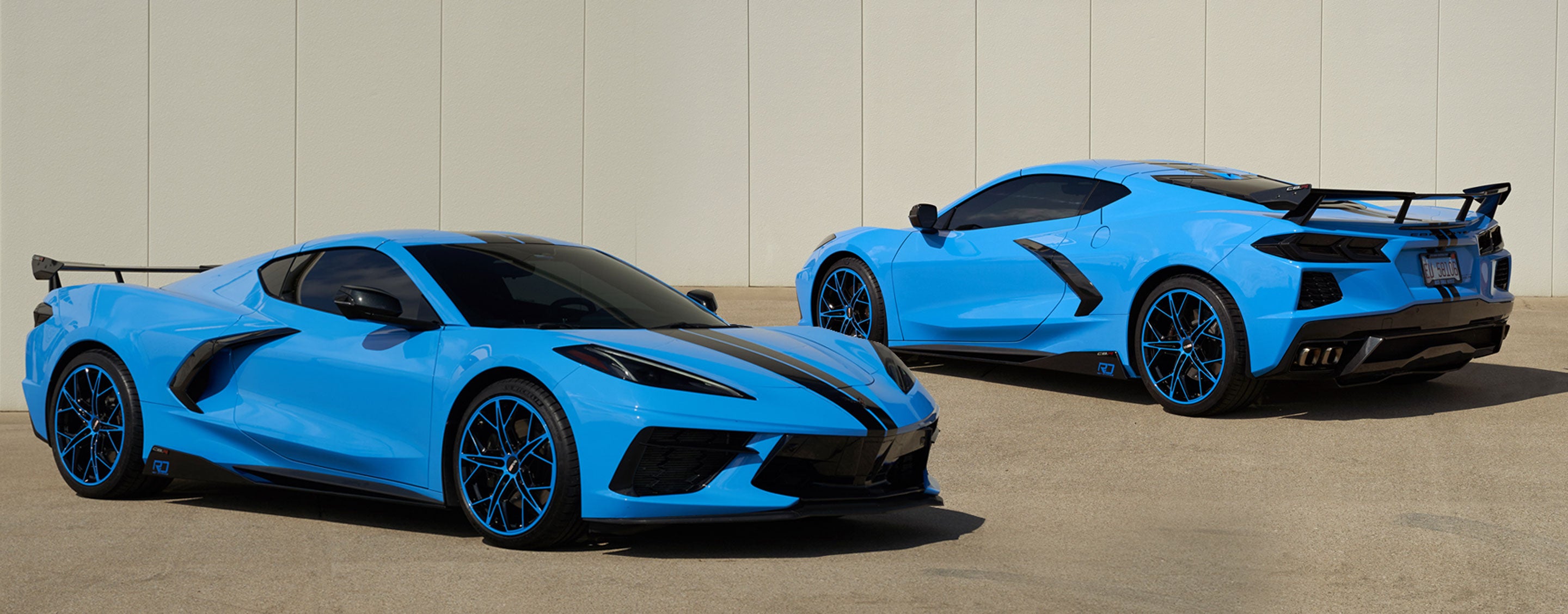 Corvette C8 with powder coated color matched blue and black wheels