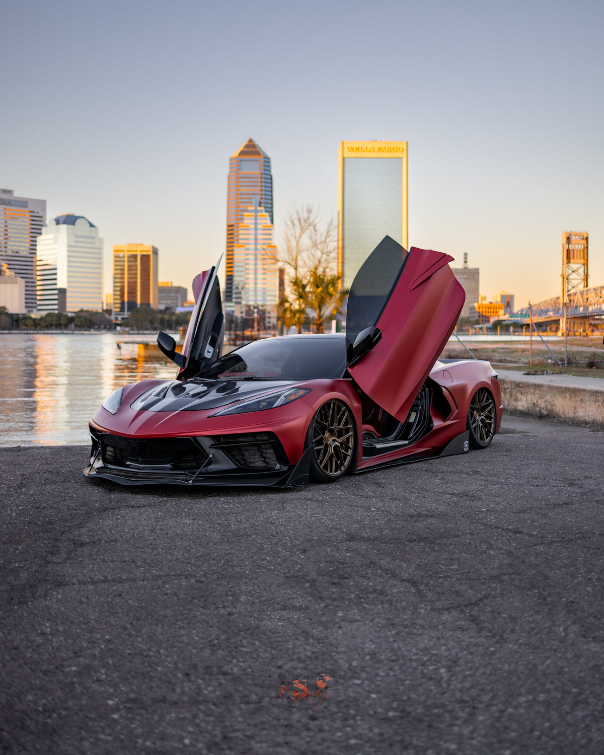 Corvette C8 Carbon Flash with Gloss Black Rohana RFX17 19 and 20 inch wheels on air ride with lambo doors