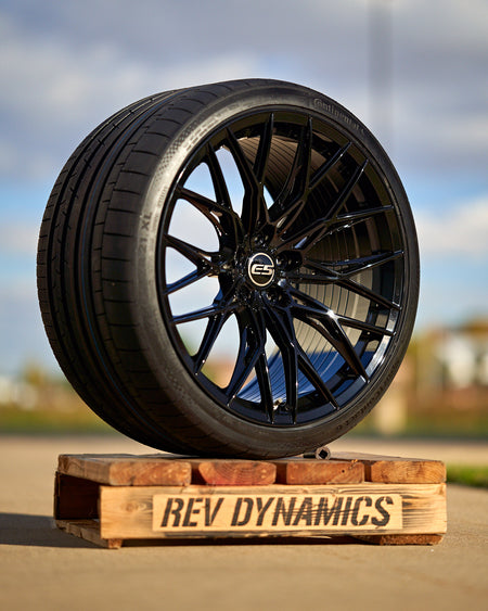 E5 Sebring Gloss Black Corvette C8 Wheel with Continental tire