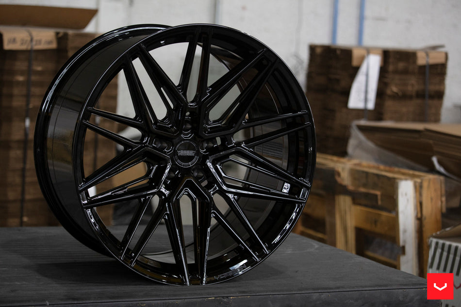 Vossen HF-7 Jeep Gladiator JT 20" Wheel and 37" Tire Package