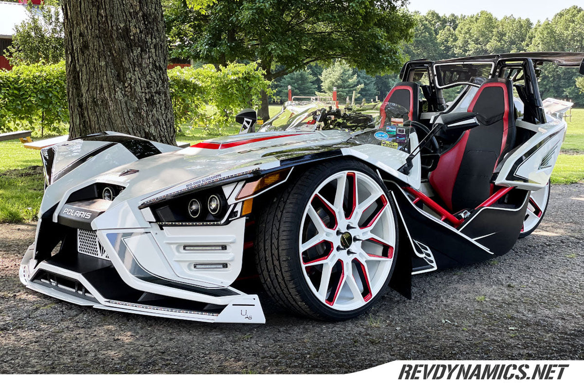 Polaris Slingshot With Custom White and Red Giovanna Wheels